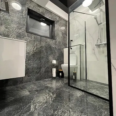 Apartment First Line Sea Navodari