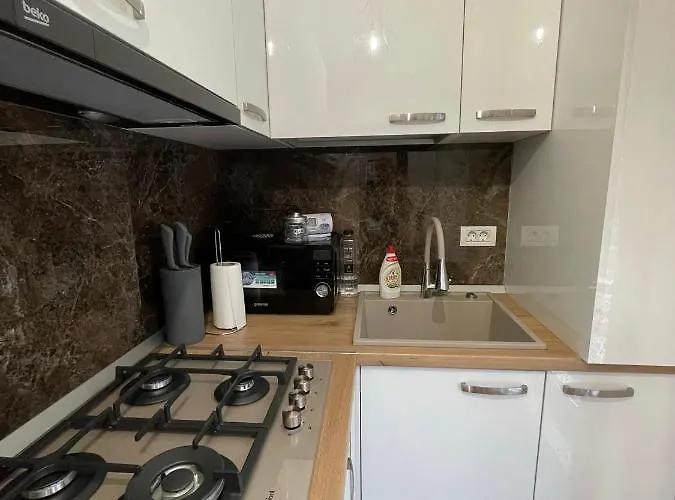 First Line Sea Apartment *